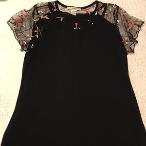 EUC women’s blouse 5/$25